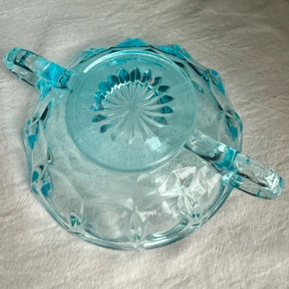 Anchor Hocking Fairfield Aqua Blue Nappy Bowl Candy Condiment Nut